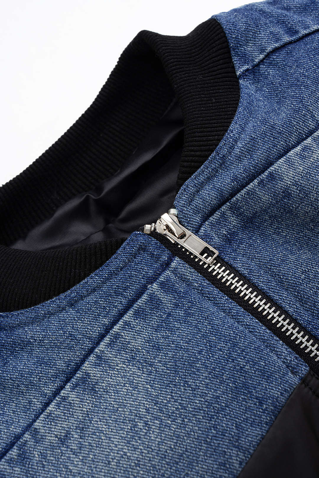 Doudoune matelassée zippée en jean patchwork