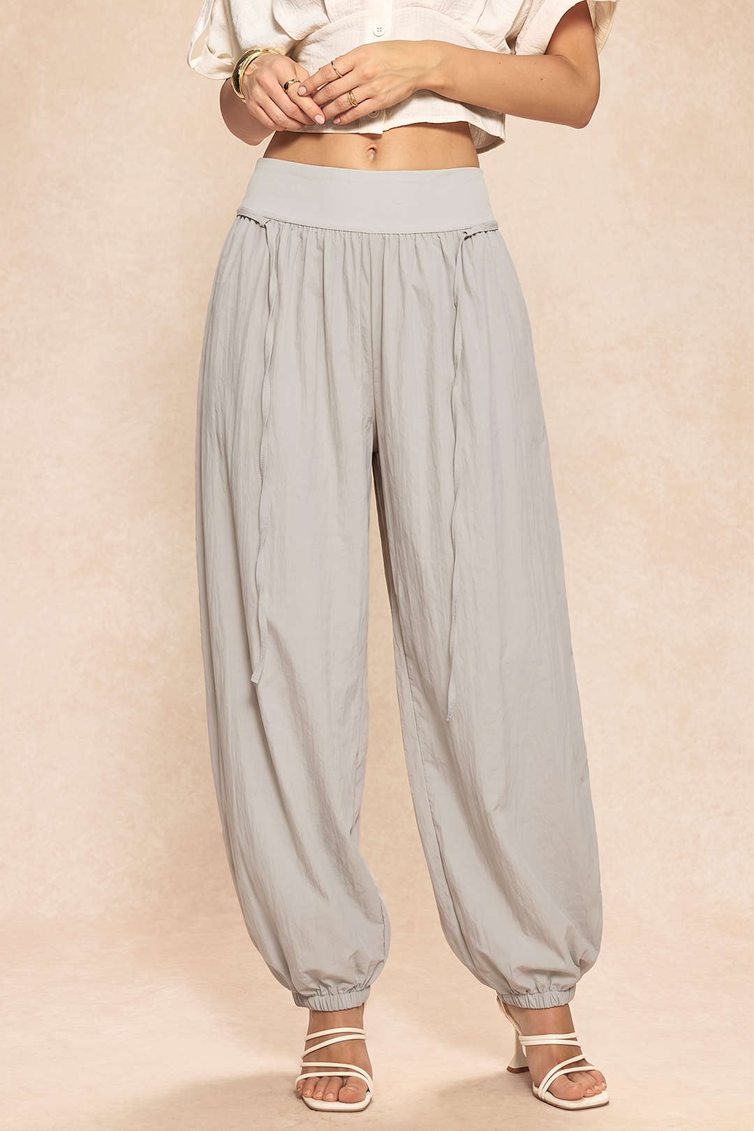 High Waist Ballonhose zum Binden
