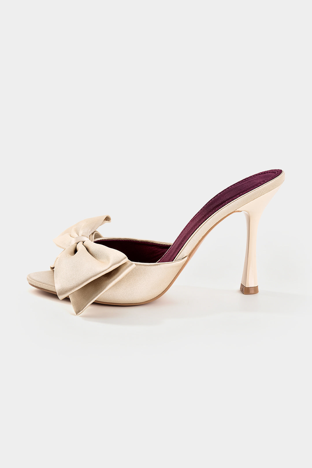 Pointed Bow Heels