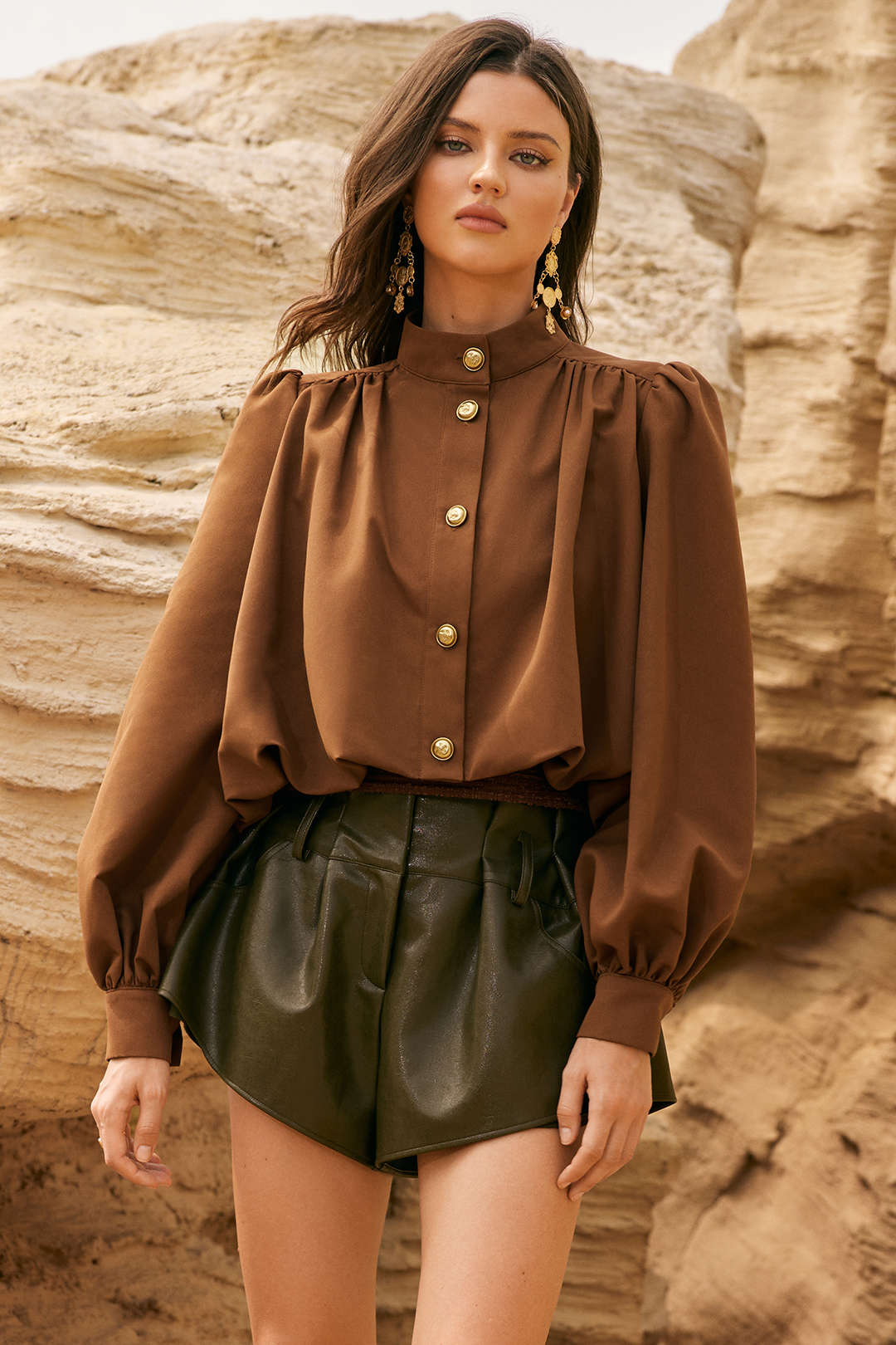 Veste froncée boutonnée et smockée