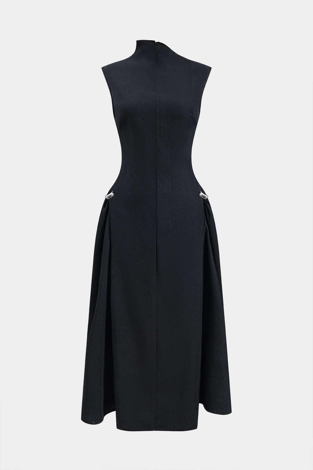 Robe longue sans manches à glissière et décorations métalliques