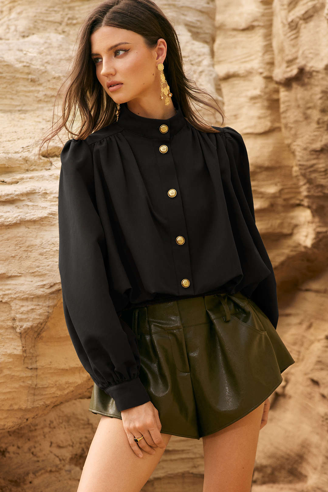 Gekräuselte Jacke mit Knopfleiste und Raffungen