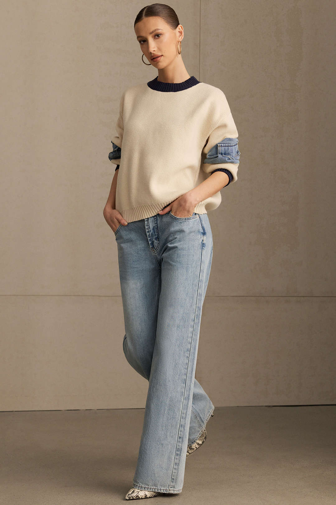 Strick-Denim-Patchwork-Langarmtop mit Kontrastrippen