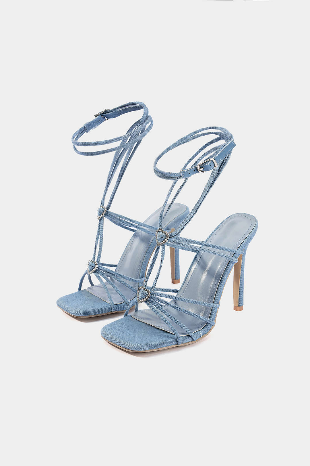 Riemchensandalen mit Strasssteinen