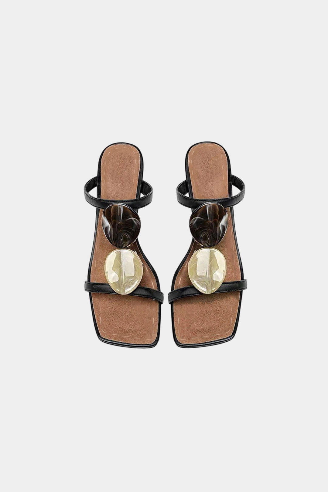 Quadratische Sandalen mit offener Zehenpartie