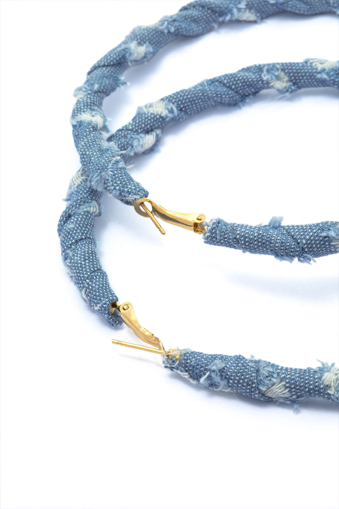 Distressed Denim Creolen