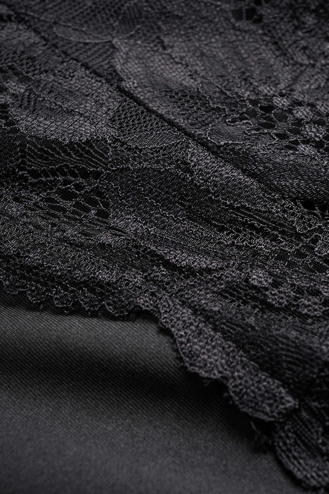 Sheer Lace Patchwork V-Neck Slip Sleeveless Bodysuit