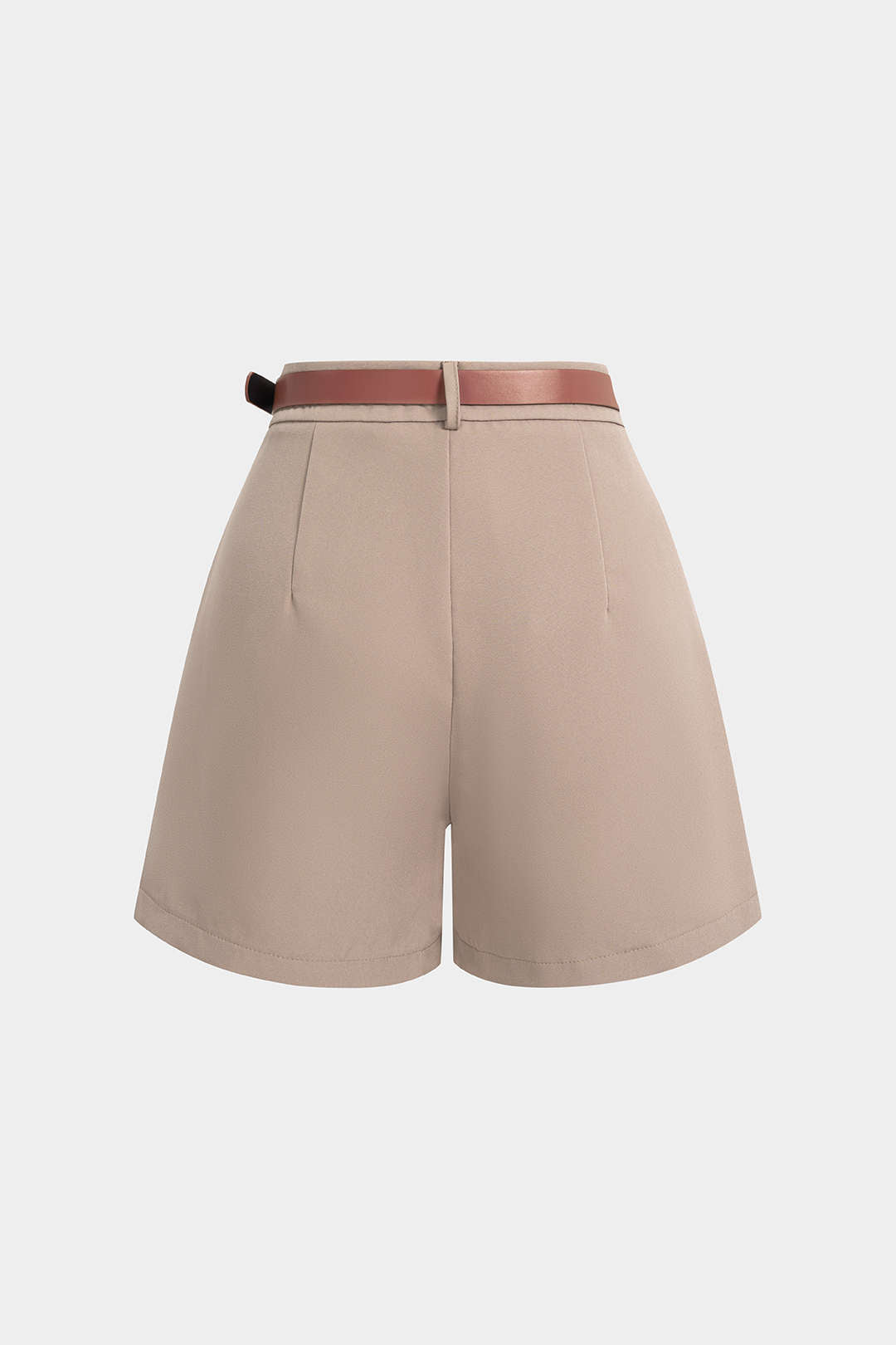 Shorts mit weitem Bein und Gürtel