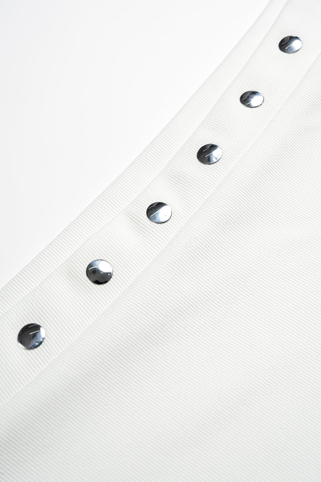 Off Shoulder Sleeveless T-Shirt