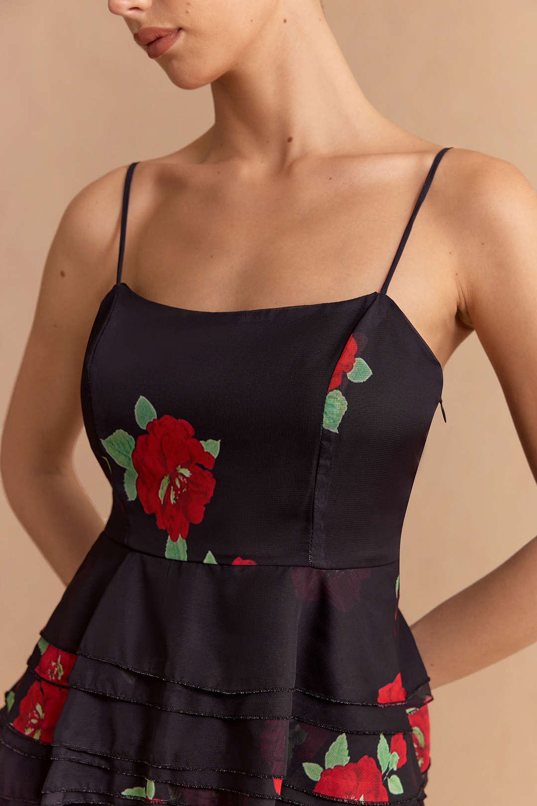 Florales Chiffon-Cami-Top mit Raffungen und Reißverschluss