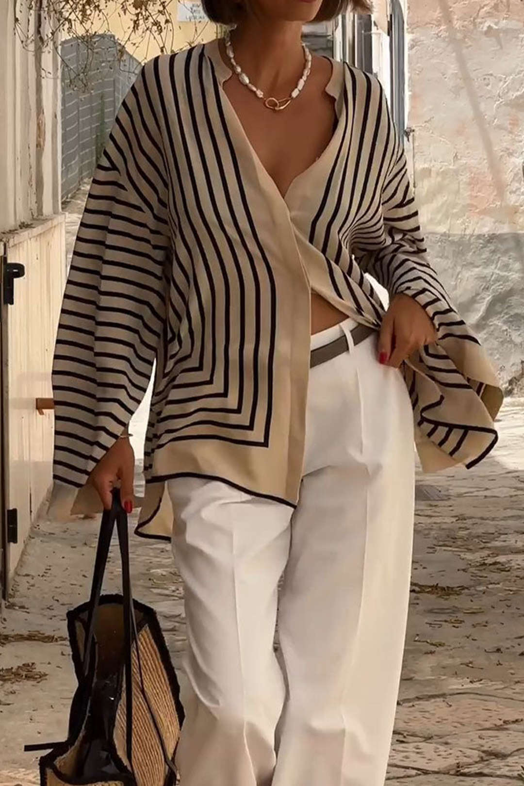 Chemise à manches longues en satin imprimée à rayures