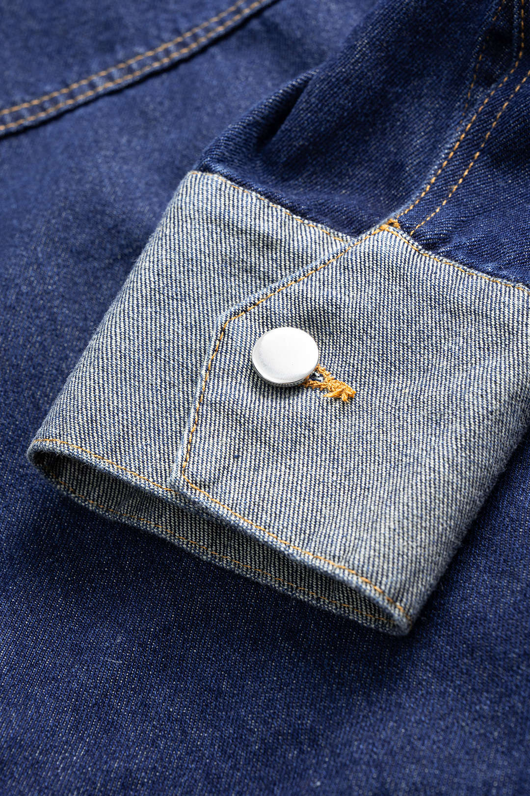 Denim-Knopf-Patchwork-Oberbekleidung