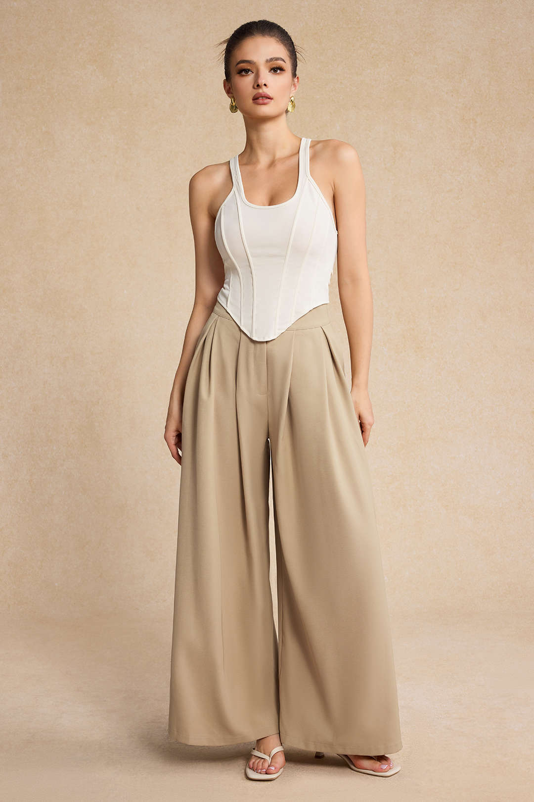 Plissierte Hose mit weitem Bein