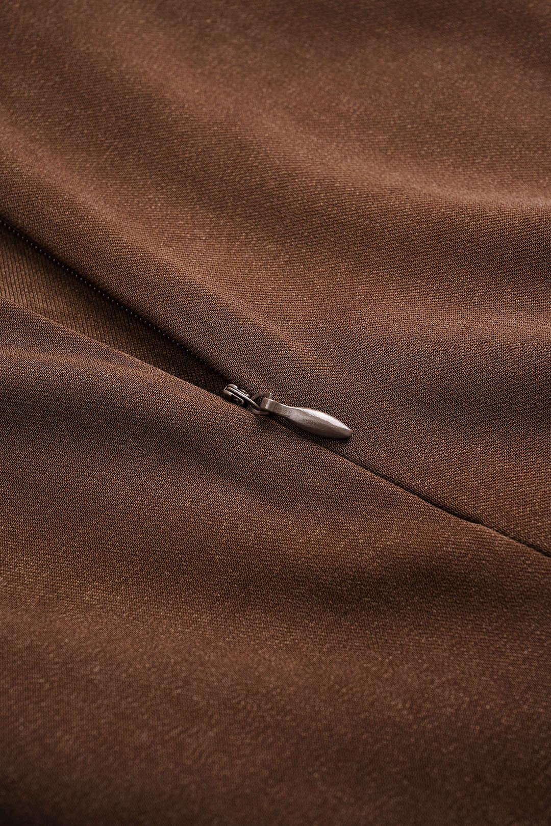Asymmetrische High-Waist Wide-Leg Hose