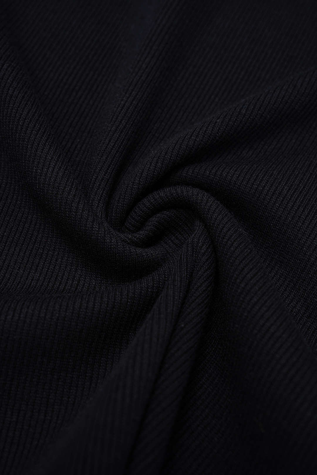 Mini-robe nuisette sans manches en patchwork de dentelle