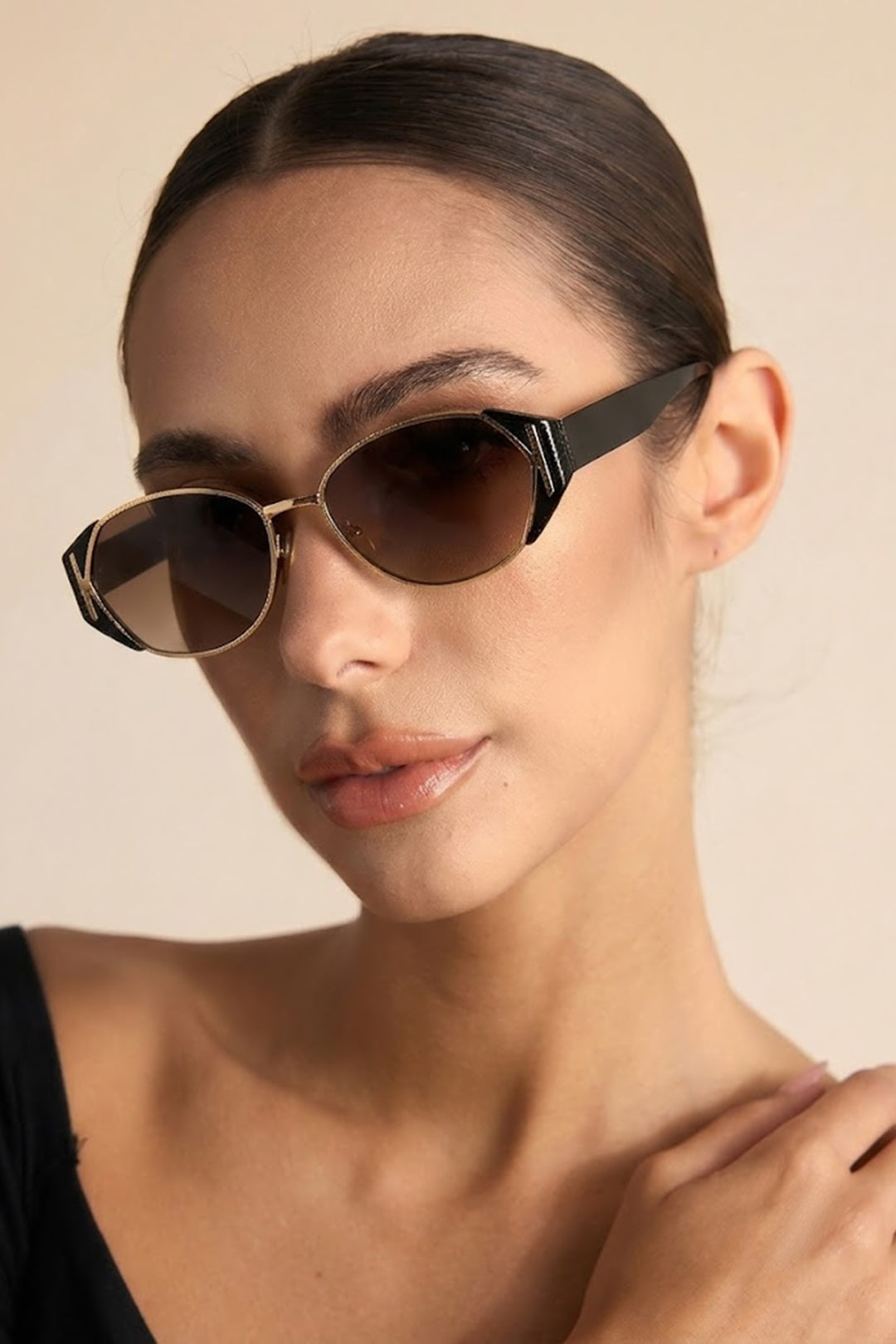Frame Cat-Eye Sunglasses