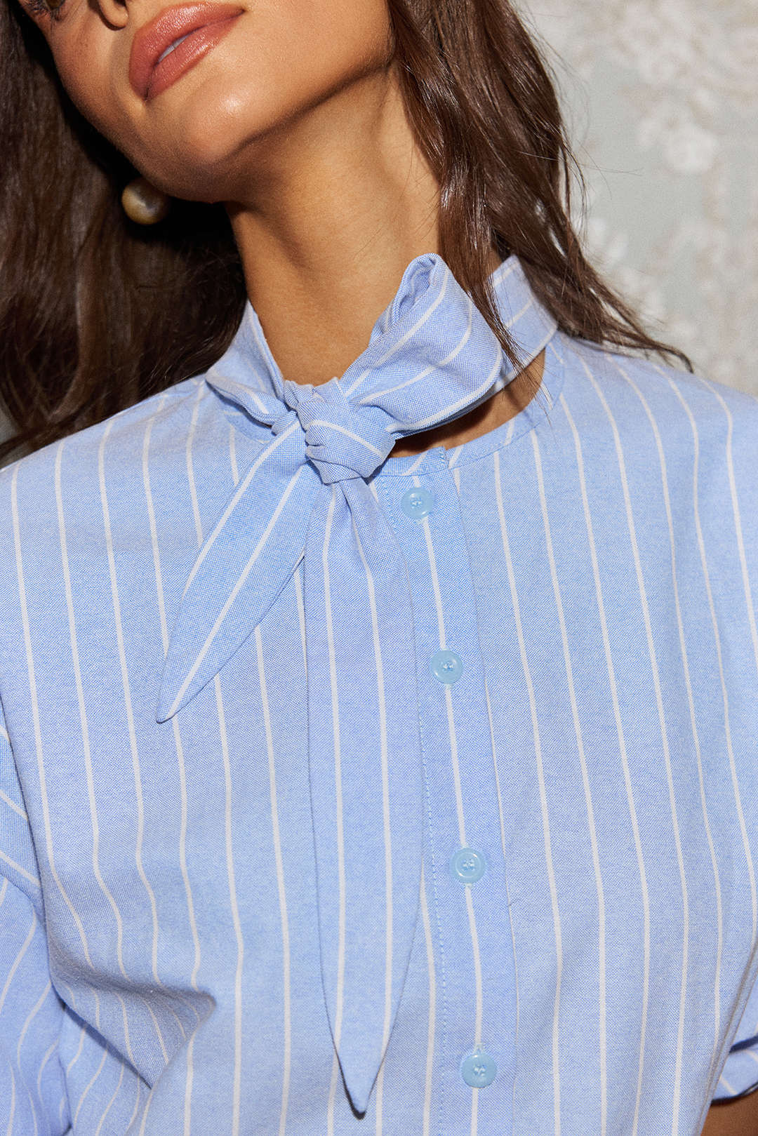 Stripes Print Knotted Short-Sleeve Shirt