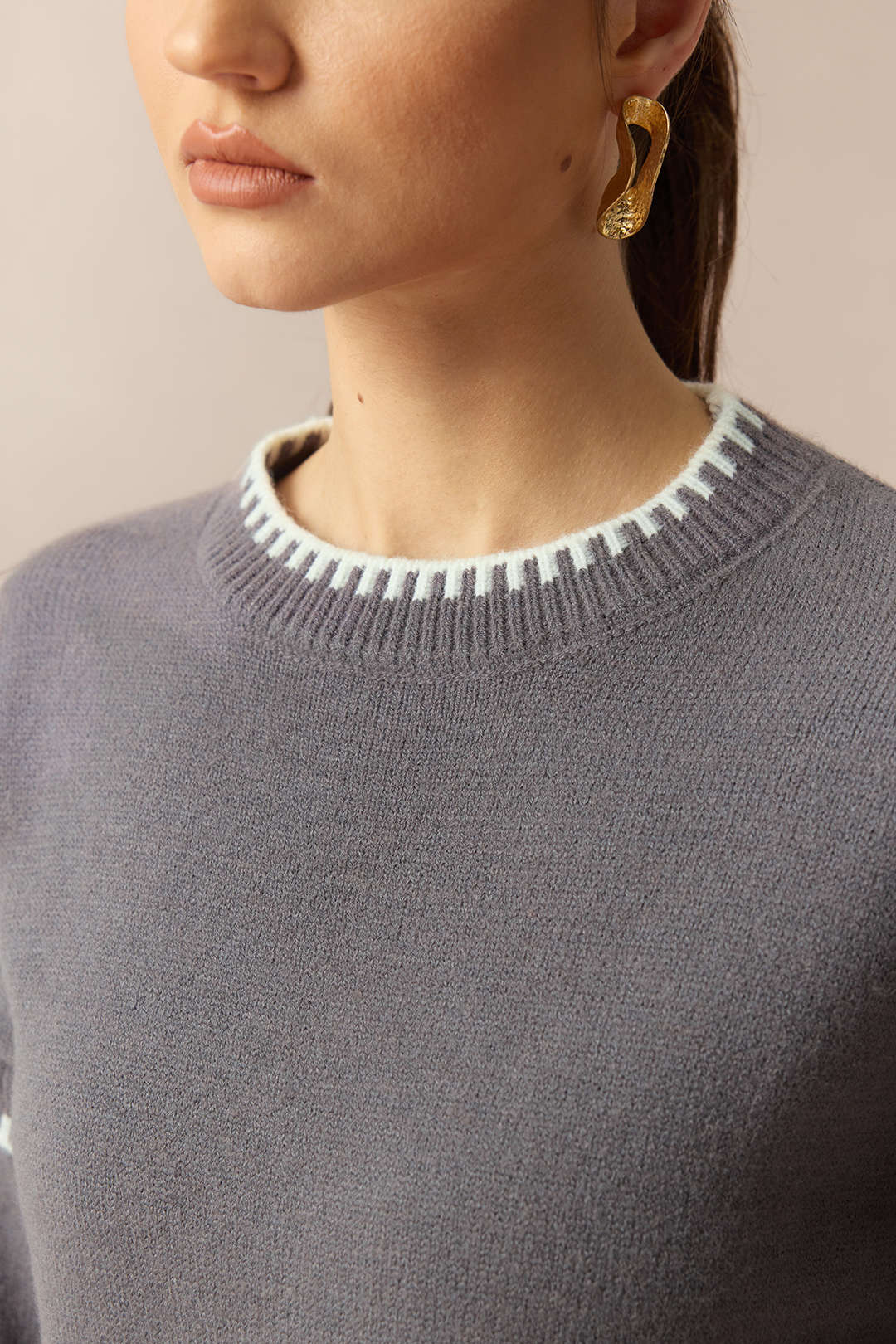 Knit Contrast Binding Round Neck Long-Sleeve Top And Skirt Set