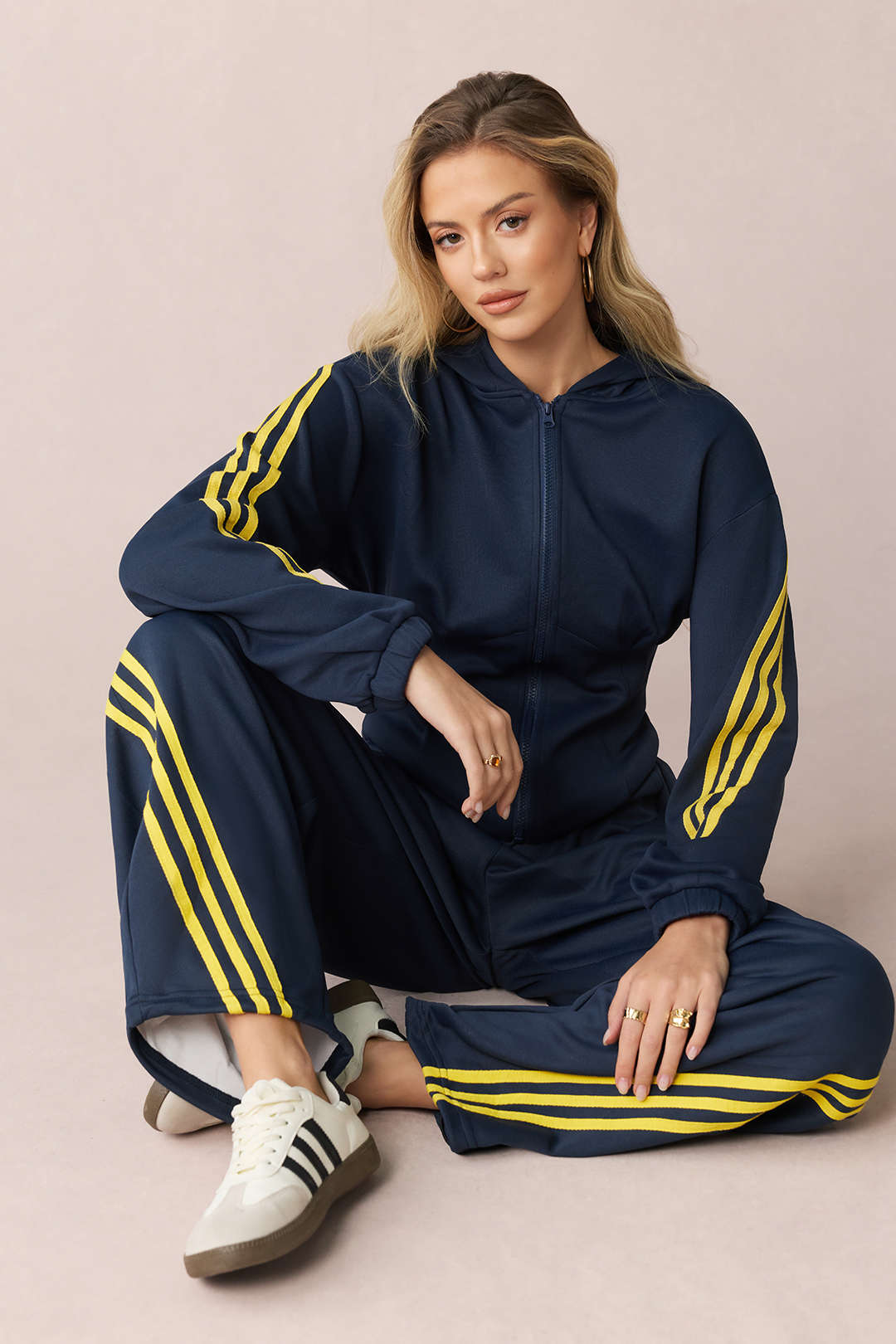 Contrast Tie-Up Barrel Trousers