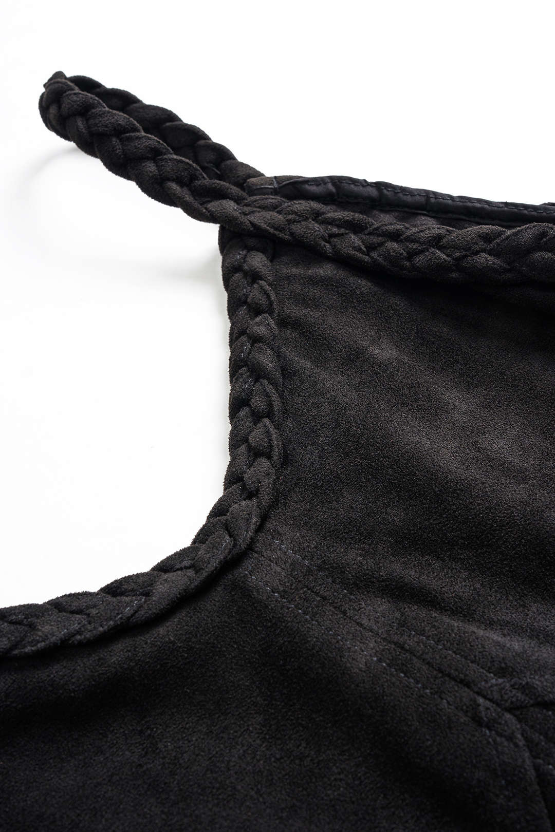 Robe midi sans manches en suède froncée à nœud torsadé